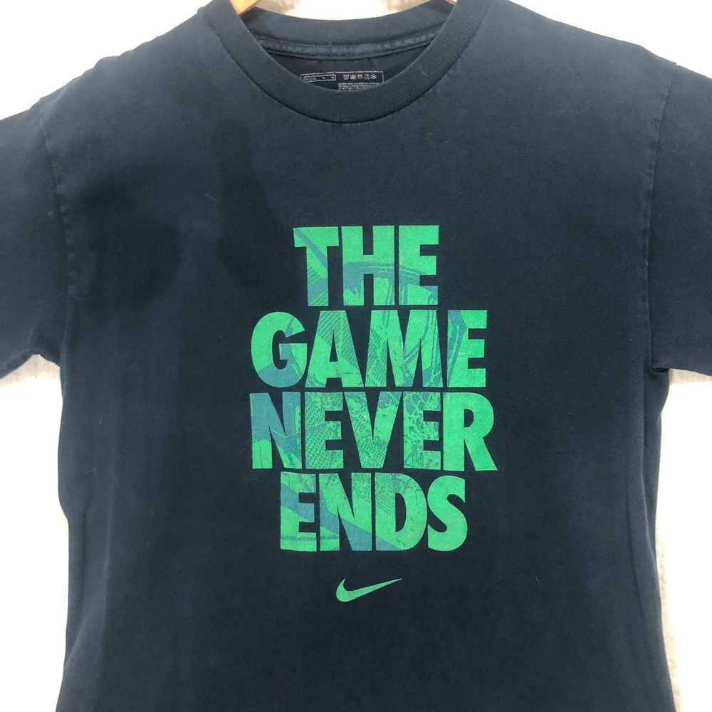 Nike Graphic T-Shirt The Game Never Ends Short Sleeve Tee